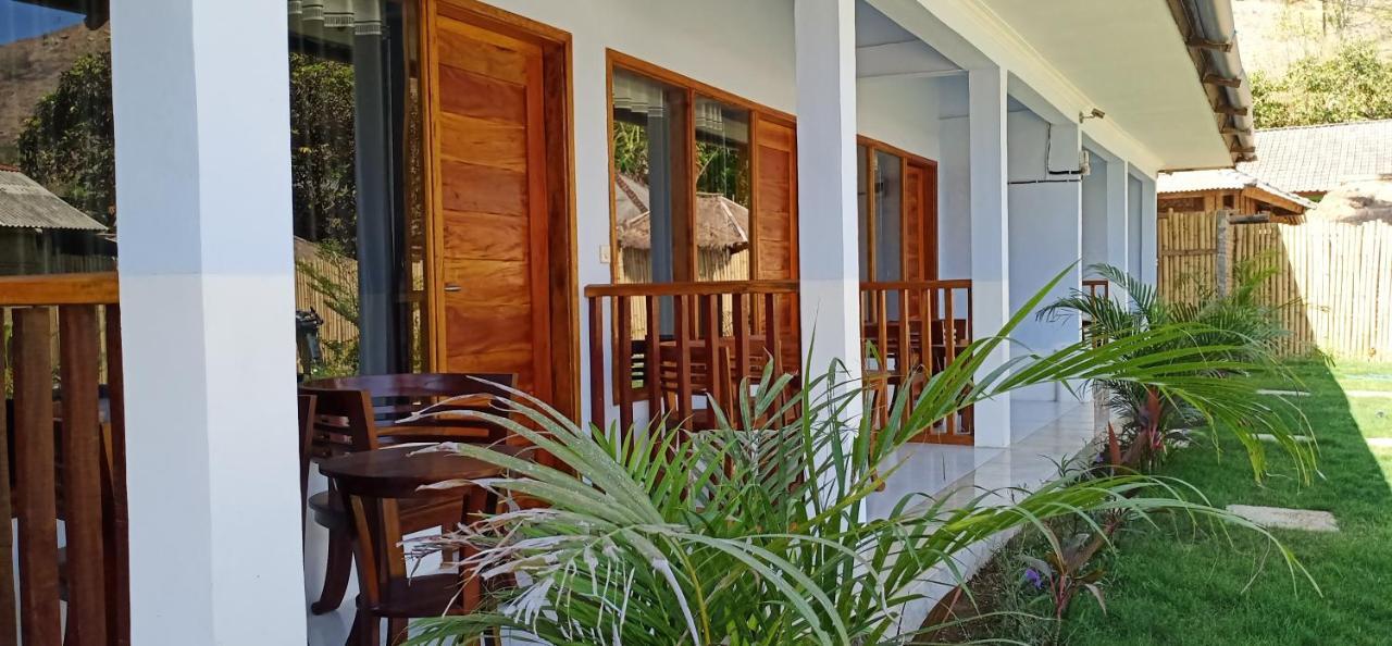 Elisa Homestay Areguling Kuta  Buitenkant foto