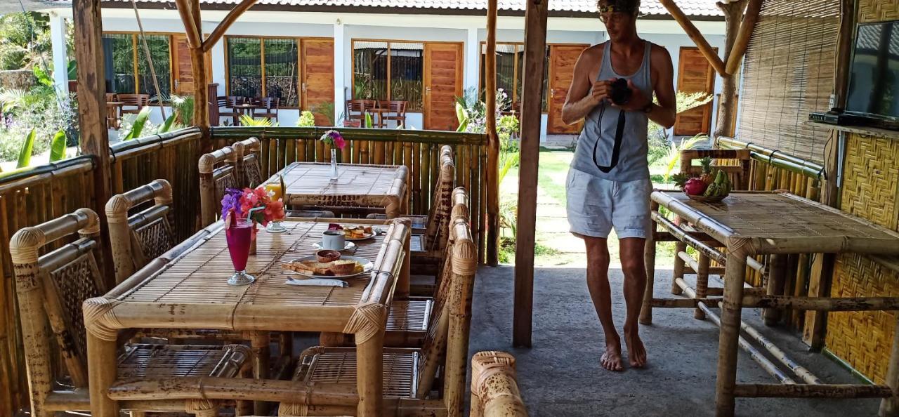 Elisa Homestay Areguling Kuta  Buitenkant foto