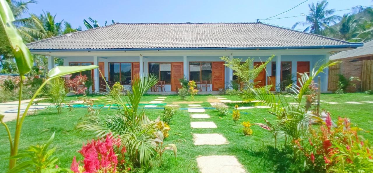 Elisa Homestay Areguling Kuta  Buitenkant foto