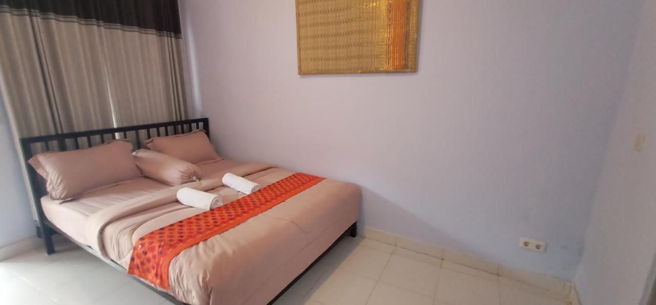 Elisa Homestay Areguling Kuta  Buitenkant foto