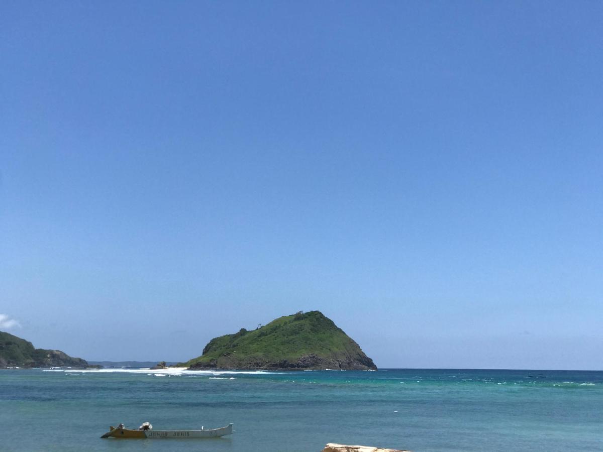 Elisa Homestay Areguling Kuta  Buitenkant foto
