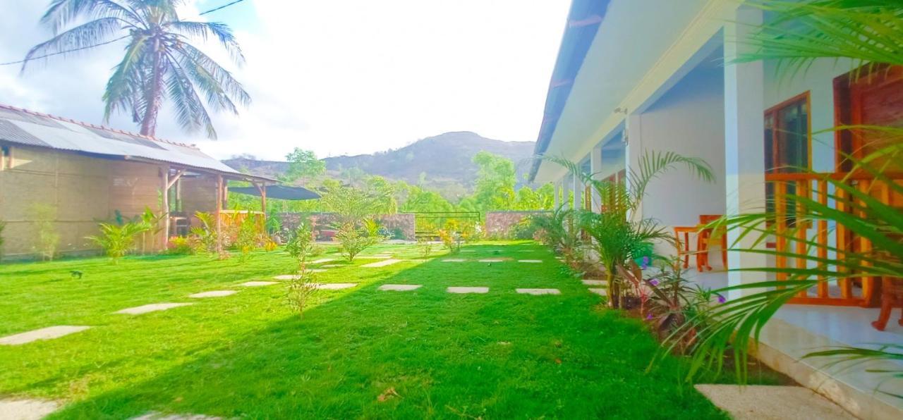 Elisa Homestay Areguling Kuta  Buitenkant foto
