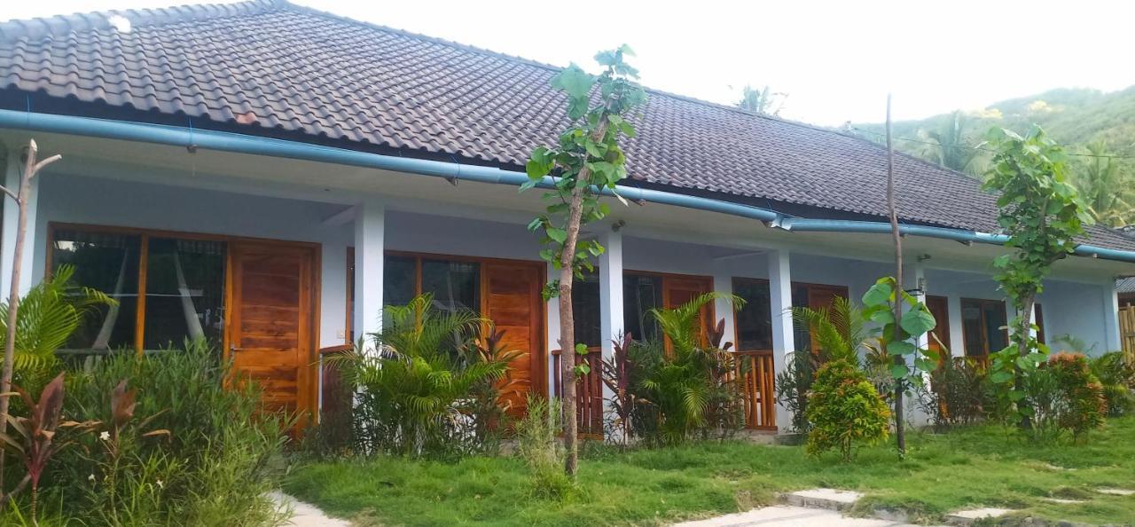 Elisa Homestay Areguling Kuta  Buitenkant foto